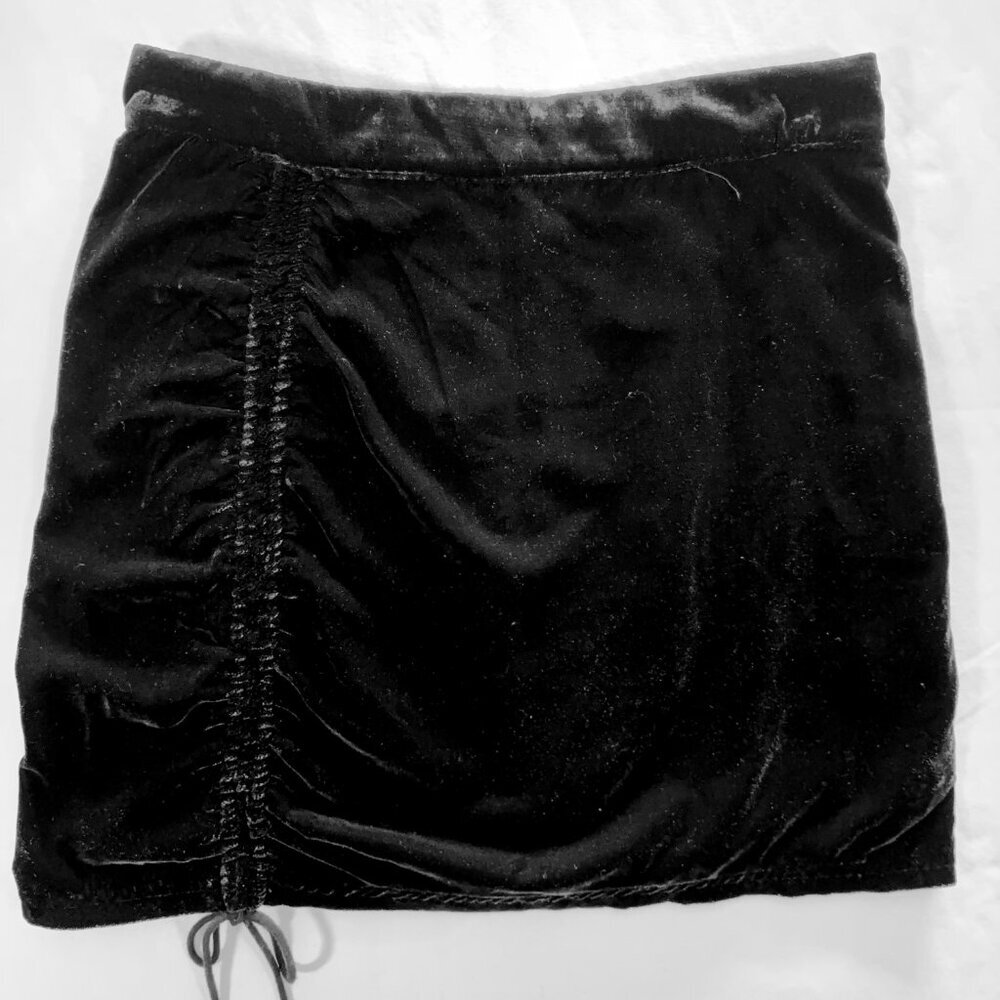 We The Free Black Velvet Mini Skirt Size 4 Side Zip, Ruched Drawstring Detail